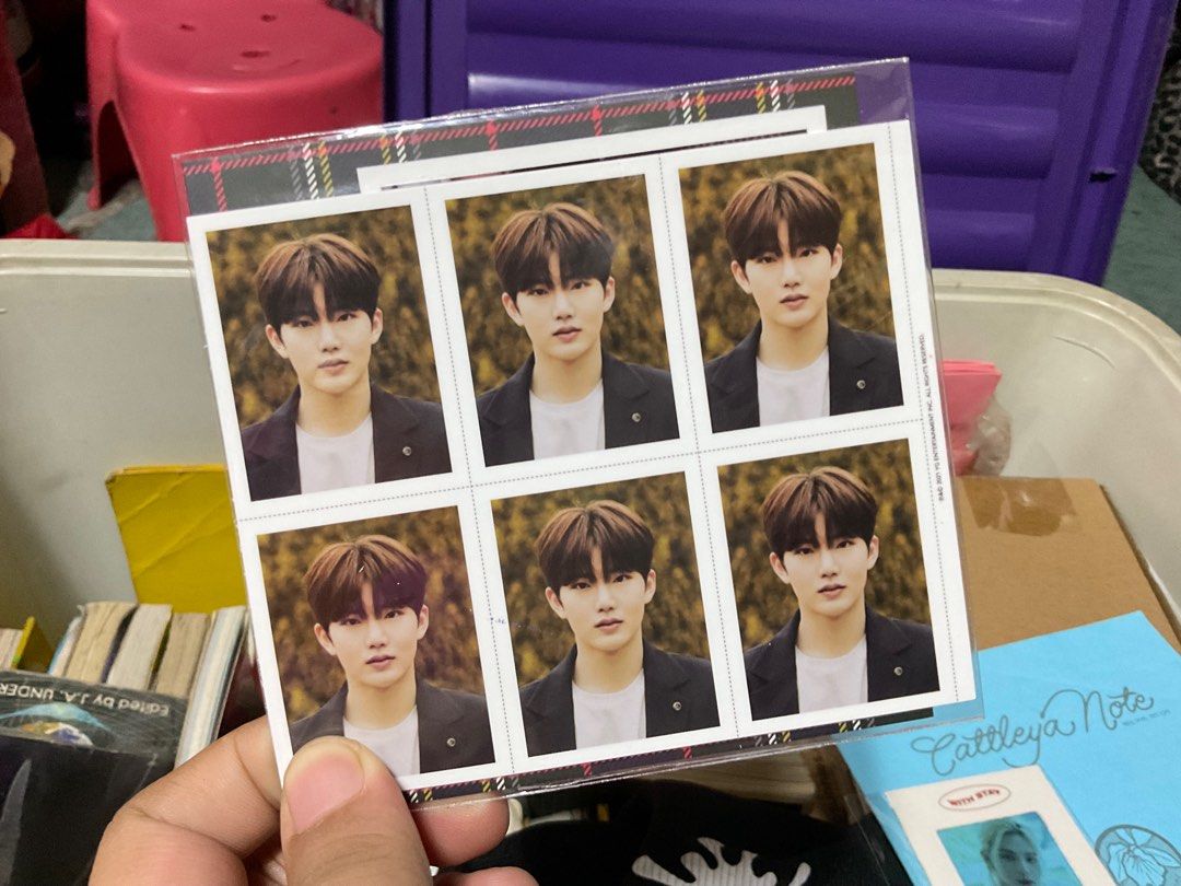treasure junkyu set (2021 welcoming collection) (Category: K-Wave Merchandise) located in Antipolo. Submitted by j.cluttering (Listing ID 1250283674, Image 2). Description: .