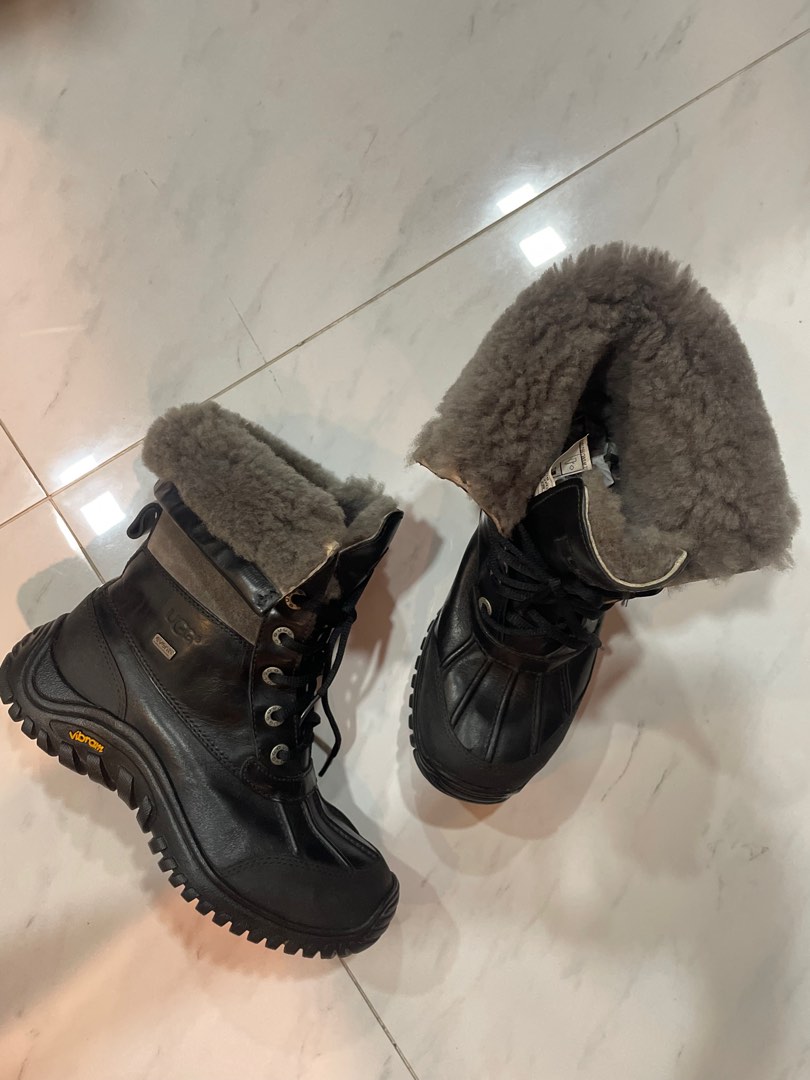 Ugg adirondack ii size 10 sales