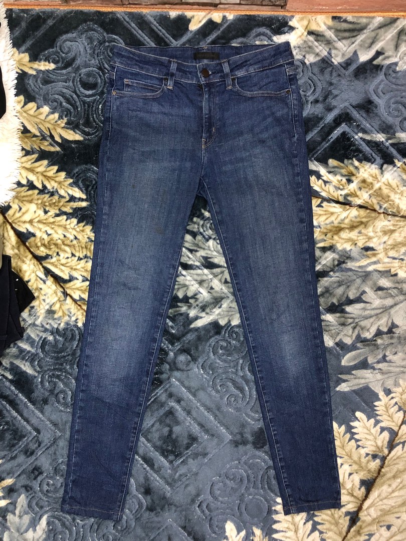 Uniqlo skinny jeans, Men's Fashion, Bottoms, Jeans on Carousell