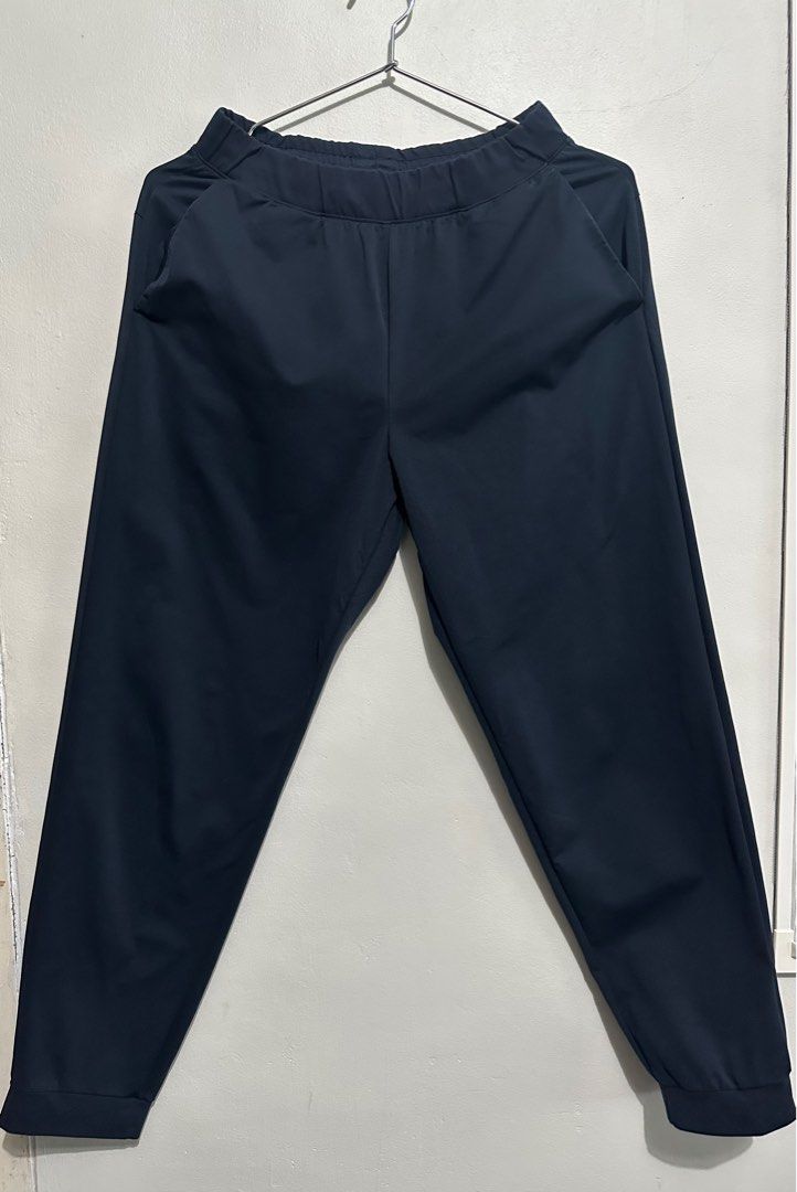 UNIQLO WOMENS ULTRA STRETCH ACTIVE JOGGER NAVY BLUE PANTS, Women's Fashion,  Bottoms, Other Bottoms on Carousell