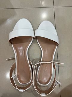 (Category: ) located in . Submitted by wmcloset (Listing ID 1250300460, Image 1). Description: .