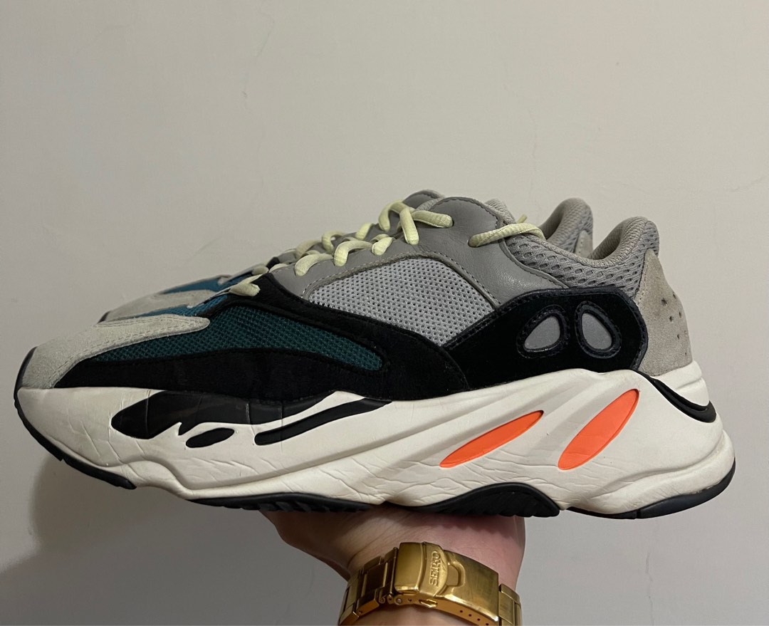 Yeezy700 初代, 他的時尚, 鞋, 休閒鞋在旋轉拍賣