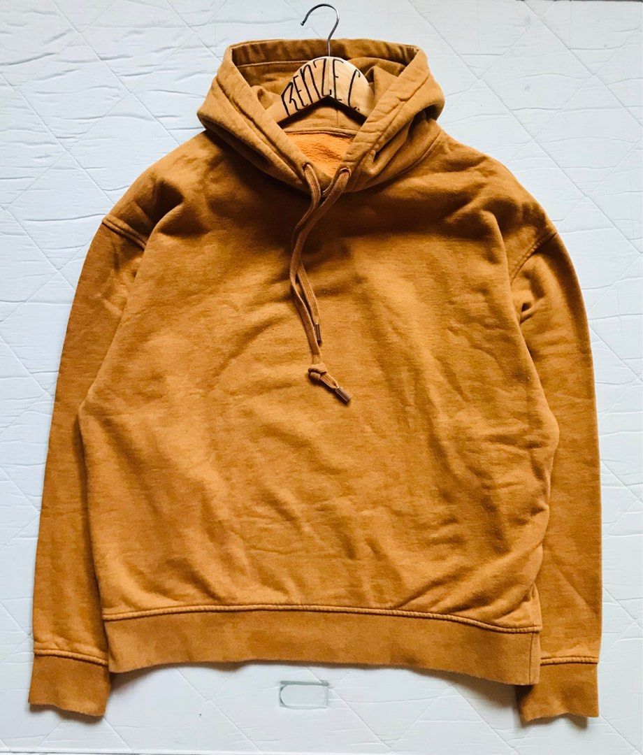 Acne Studios Pull Over Hoody (Unisex) (Category: Coats, Jackets and Outerwear) located in Cebu City. Submitted by onetapshoppe (Listing ID 1250438705, Image 1). Description: Acne Studios Pull Over Hoody Excellent Condition Small size on Tag Width 22.5 Length 25 550 Plus ship Only Thank you and GOD bless 🙏.