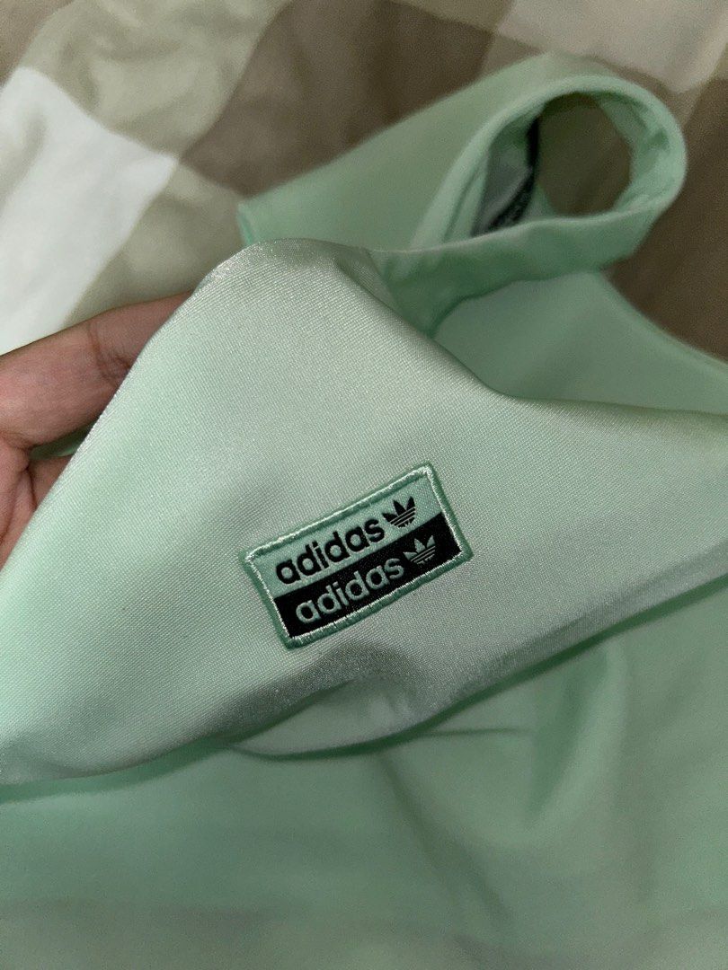 Mint green hot sale adidas outfit