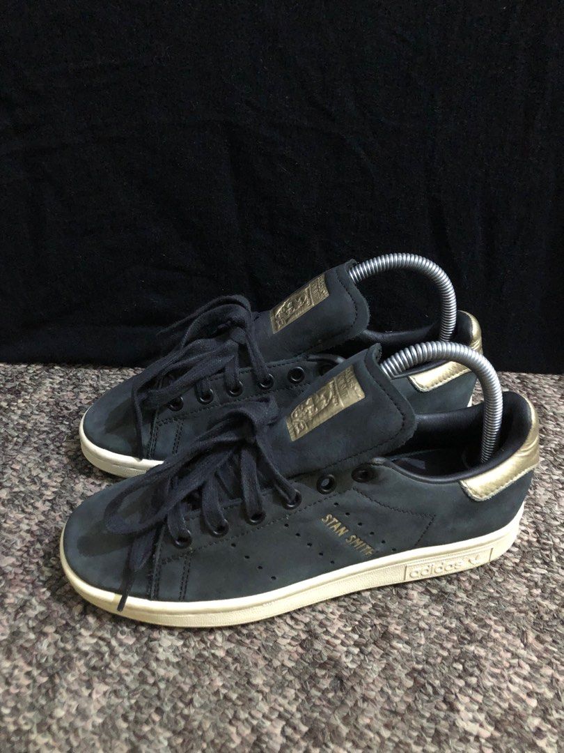 Adidas STAN SMITH size 37 1/3 insole 230 on Carousell