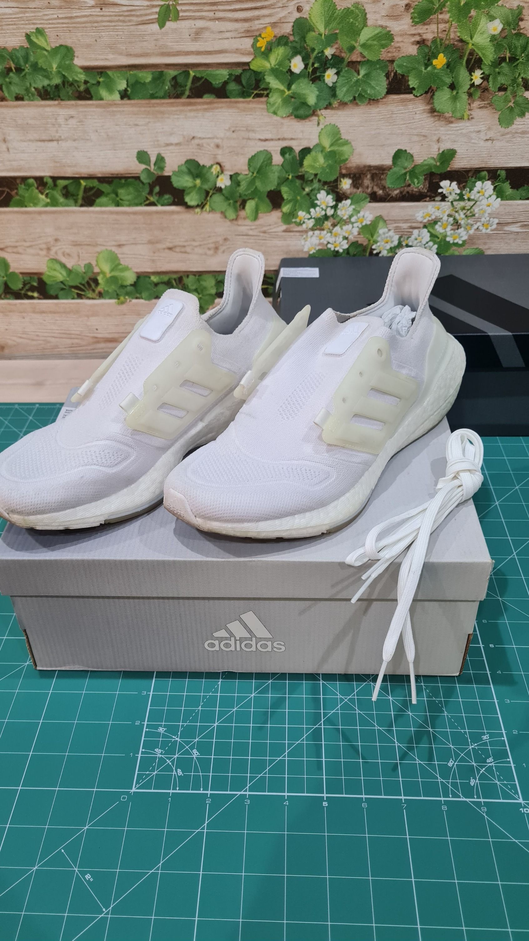 Ultra boost 1 vs 2 vs 3 hot sale