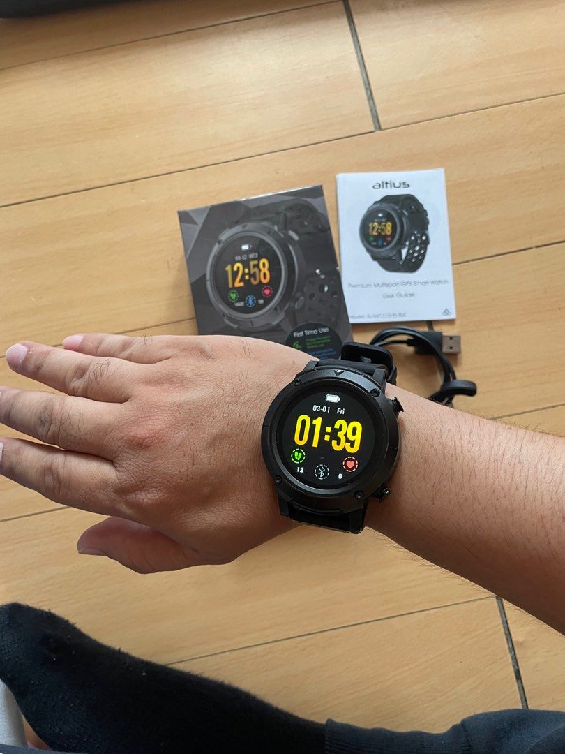 altius Premium Multisport GPS smart watch authentic original, Men's