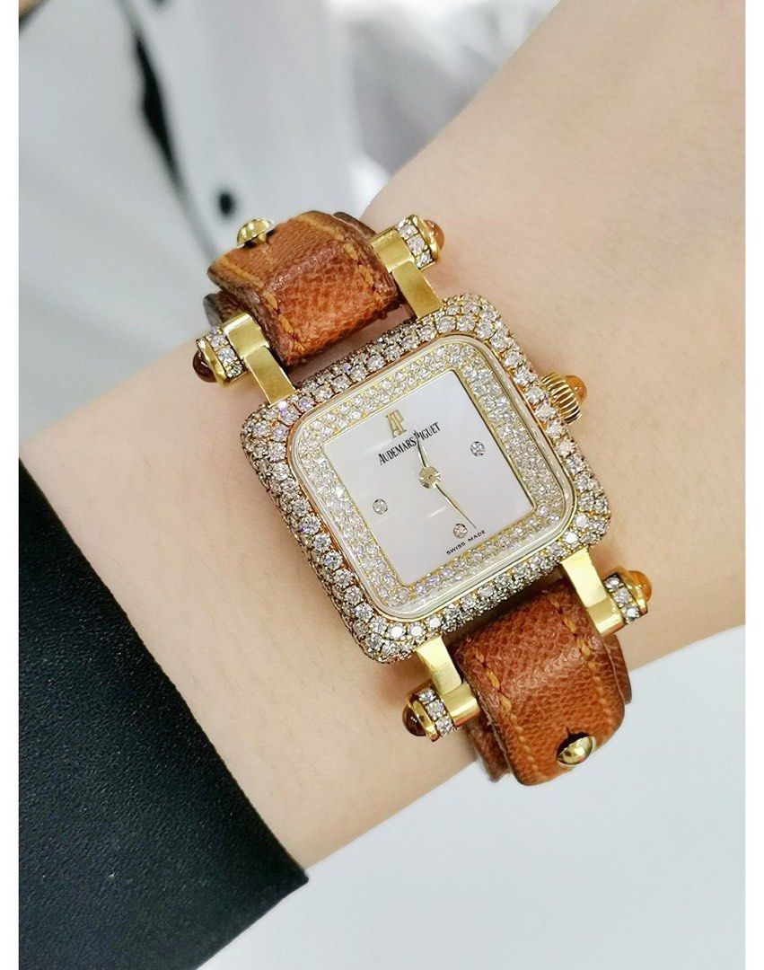 Gold cheap ladies watch