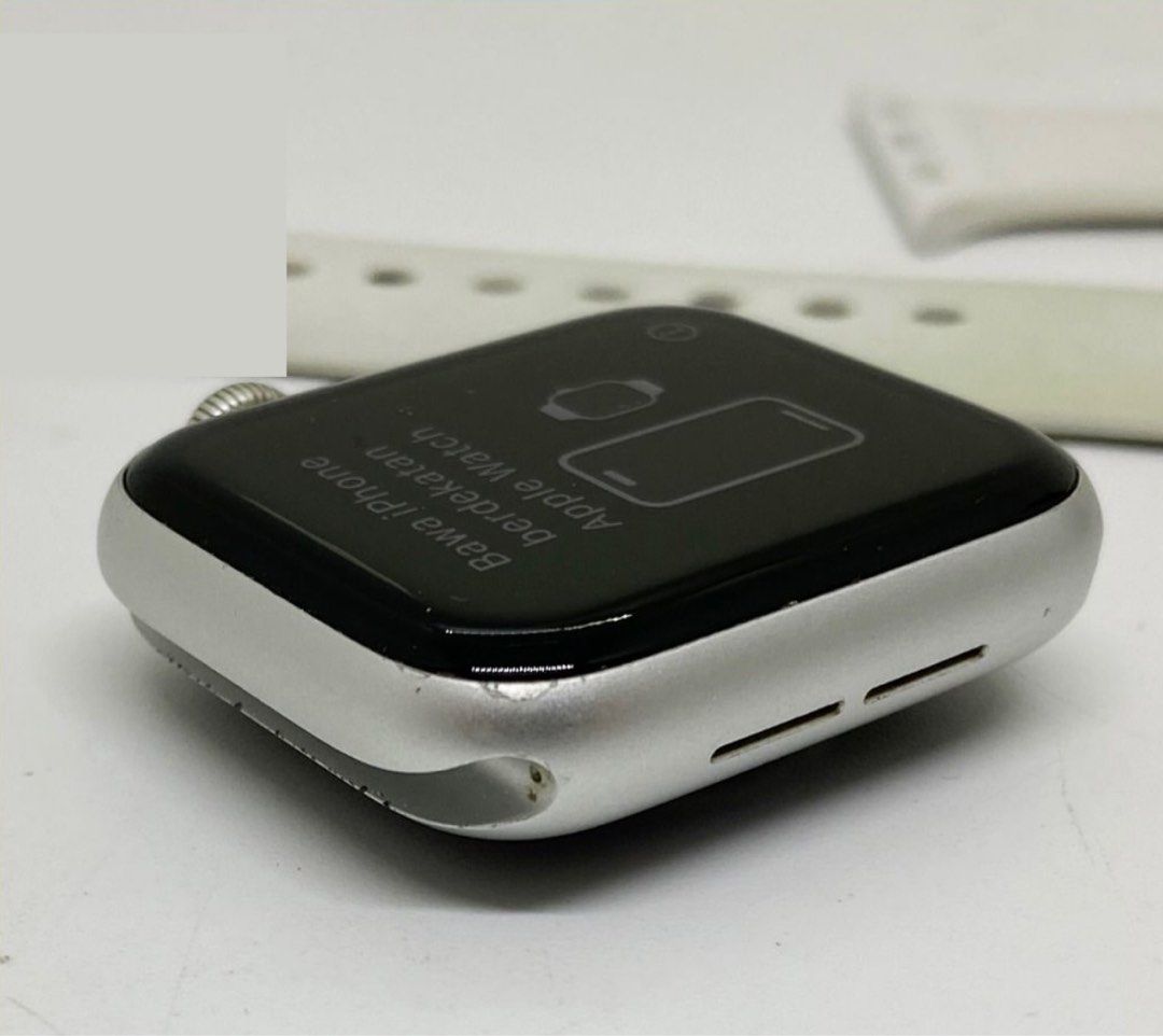 Apple watch series best sale 5 40mm wifi