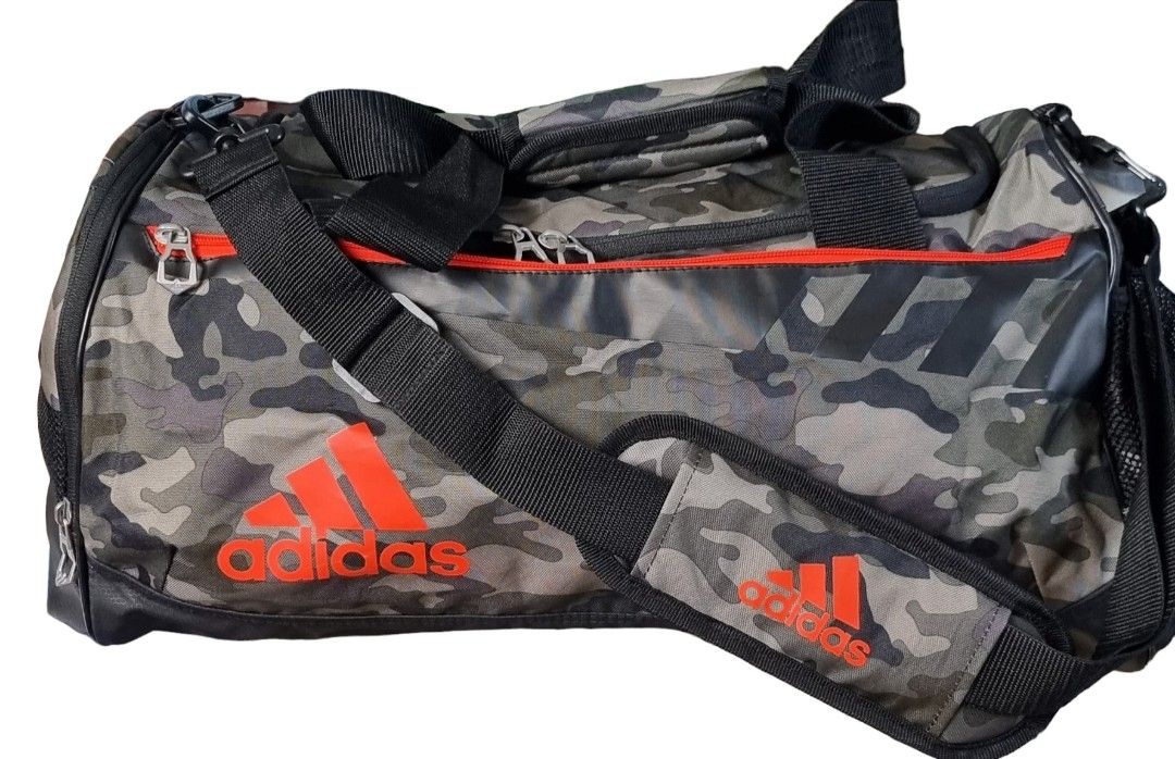 Shop Adidas Team Issue Duffel Bag, Collegiate – Luggage Factory