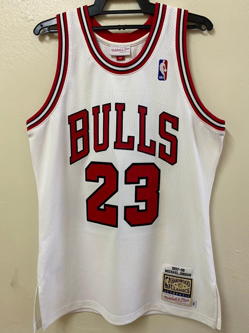 Mitchell & Ness Chicago Bulls Home 1997-98 Michael Jordan Authentic Jersey White