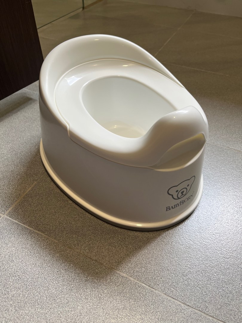 Baby Bjorn Smart Potty Chair White, Babies & Kids, Bathing & Changing, Toilet Training on Carousell