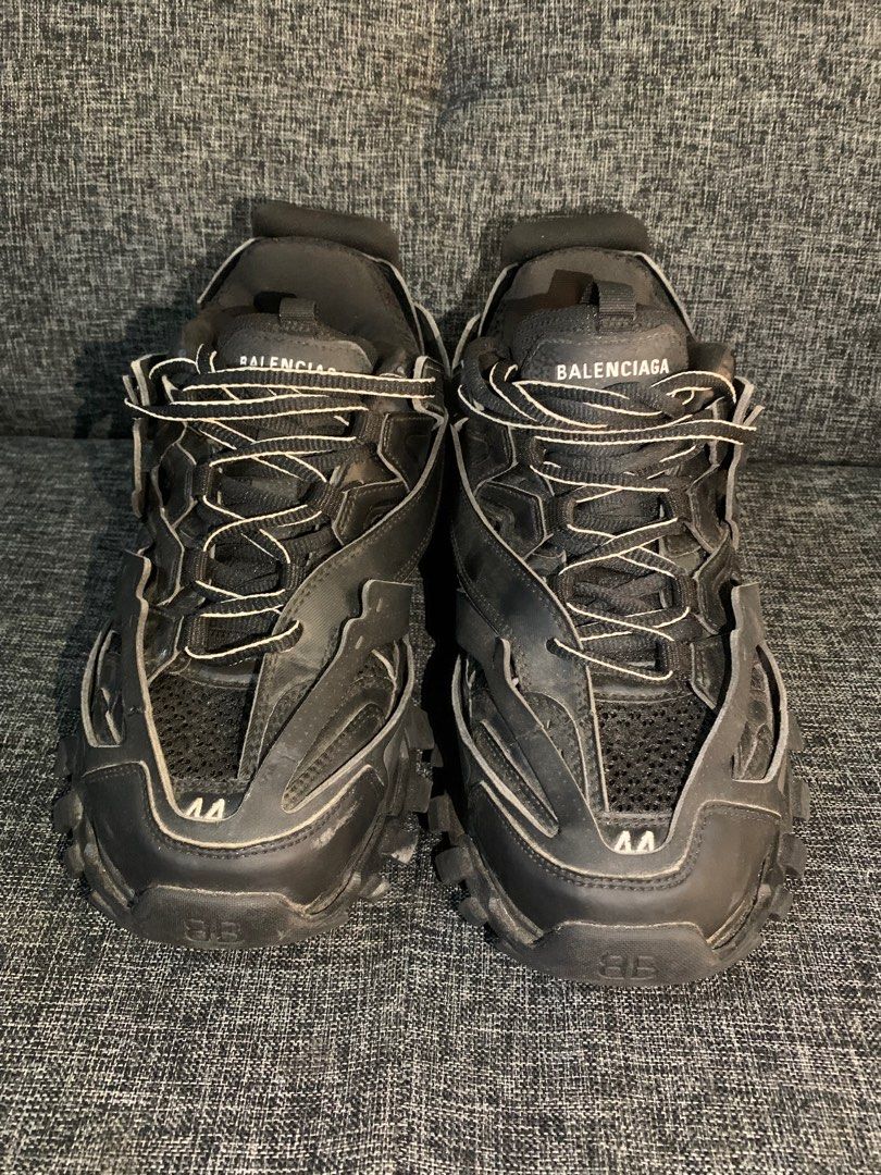 balenciaga track gundam