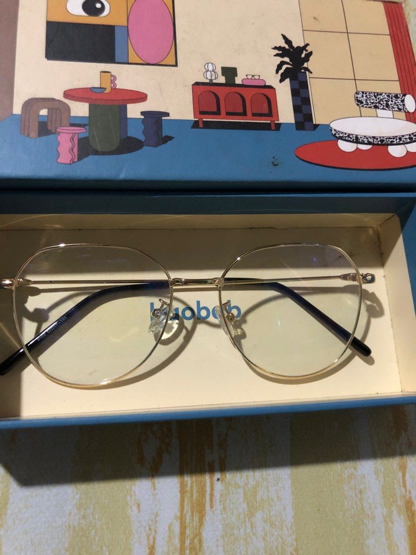 Baobab Diego Gold Eyeglasses Aviator type (Category: Sunglasses & Eyewear) located in Manila. Submitted by plmarn (Listing ID 1250498796, Image 1). Description: - Bought online Baobab official store in shopee - Never ko po nagamit - Kasama po ung box.