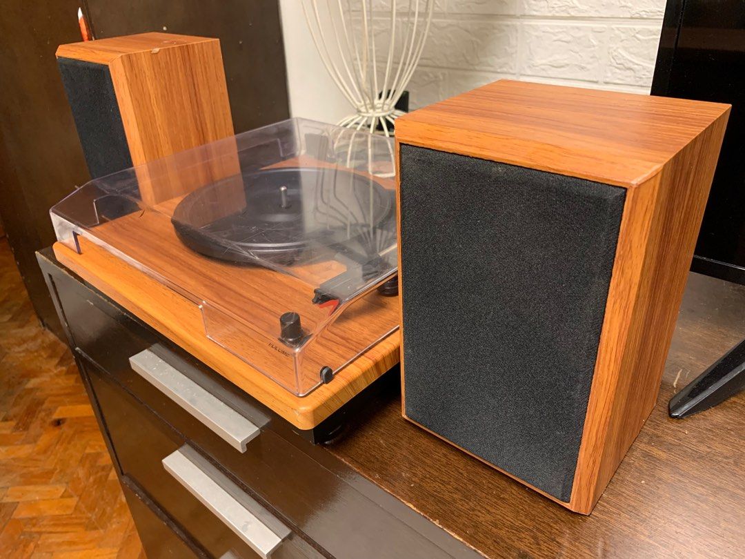 Bauhn Turntable with Stereo Speakers & Aux In on Carousell