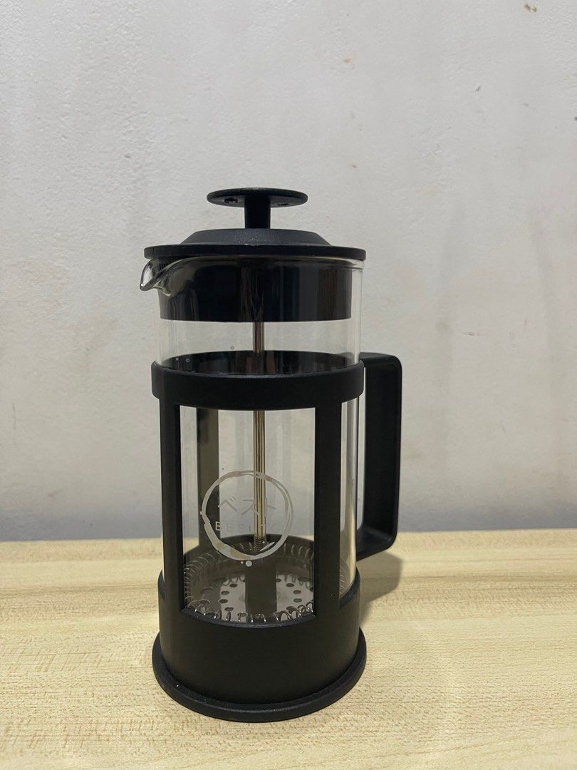 Besuto french press, TV & Home Appliances, Kitchen Appliances, Coffee