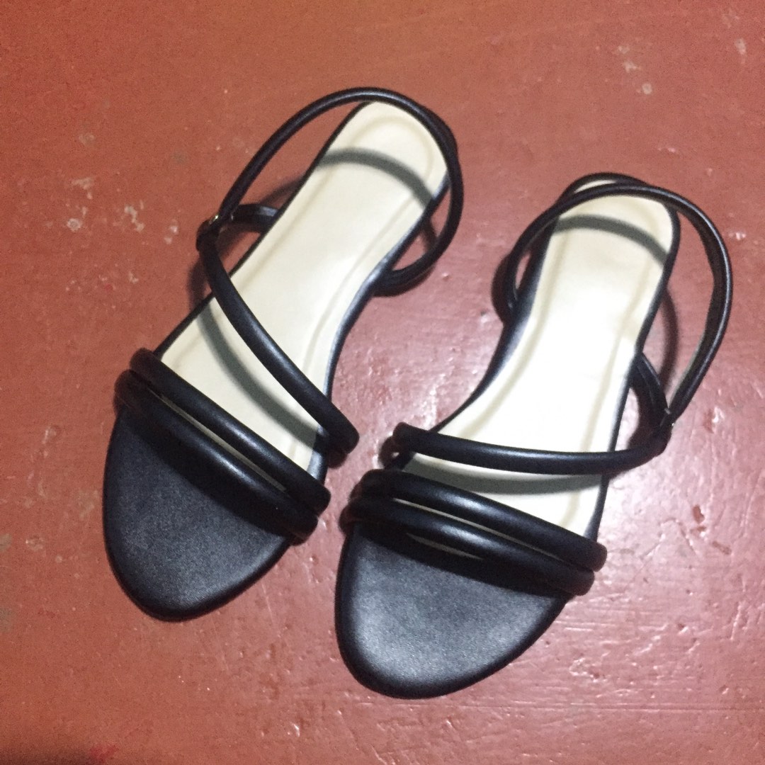 Black strap flat sandals, Women's Fashion, Footwear, Flats & Sandals on ...
