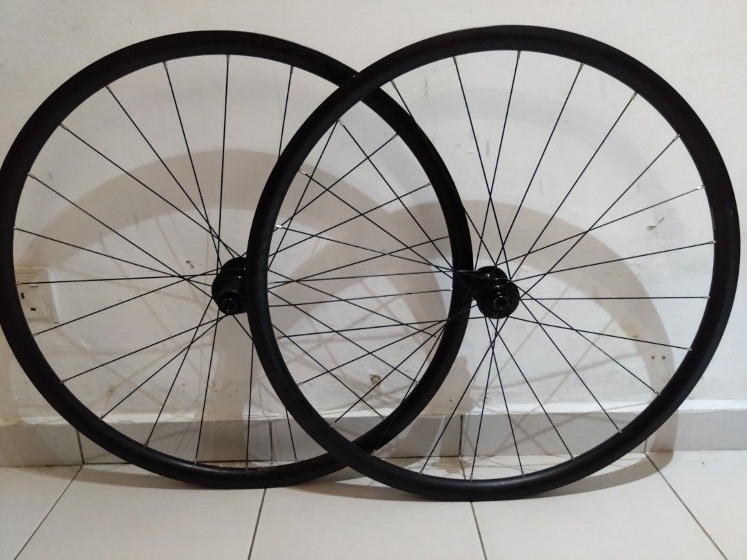 Bontrager hot sale affinity wheels