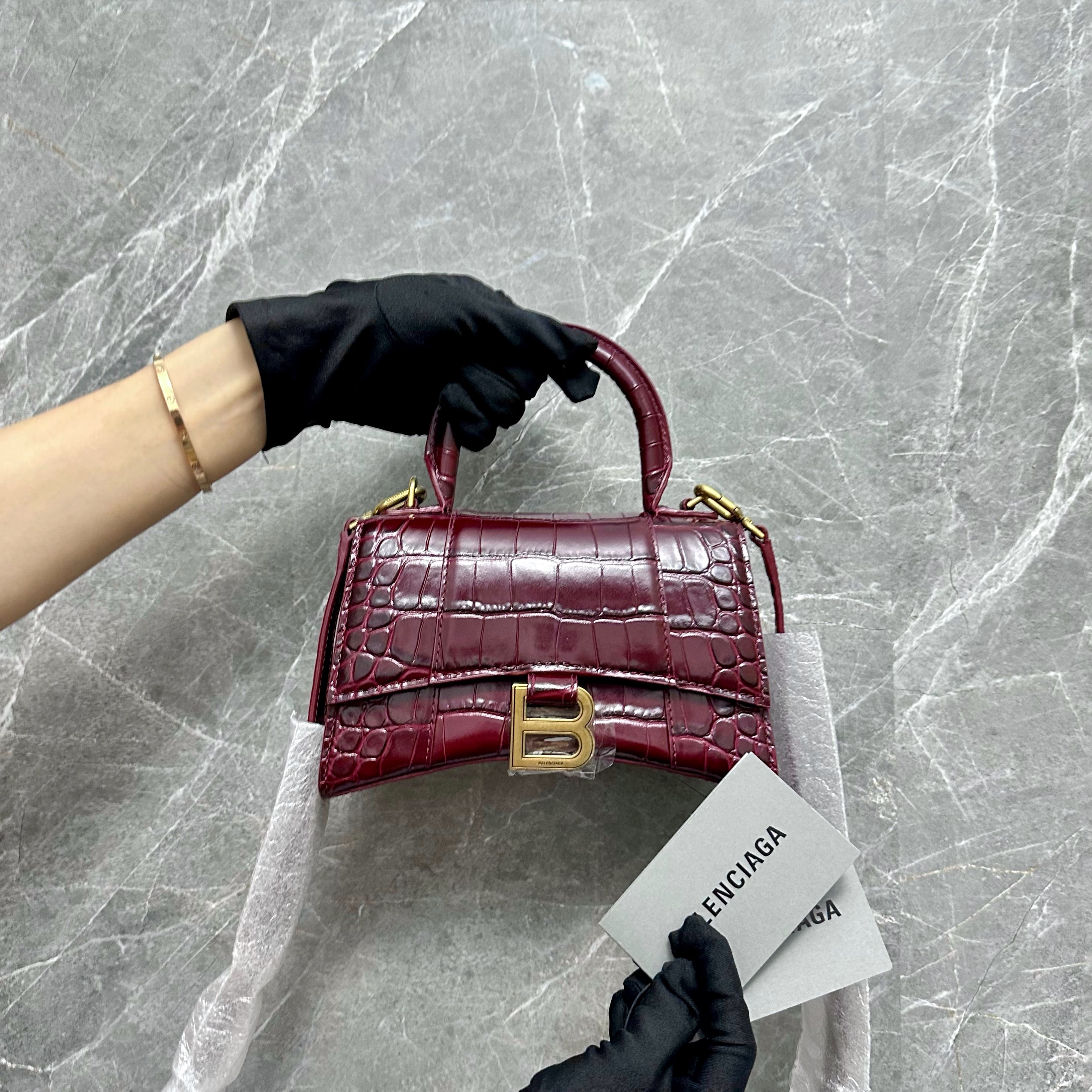 Balenciaga hourglass bag xs red deals