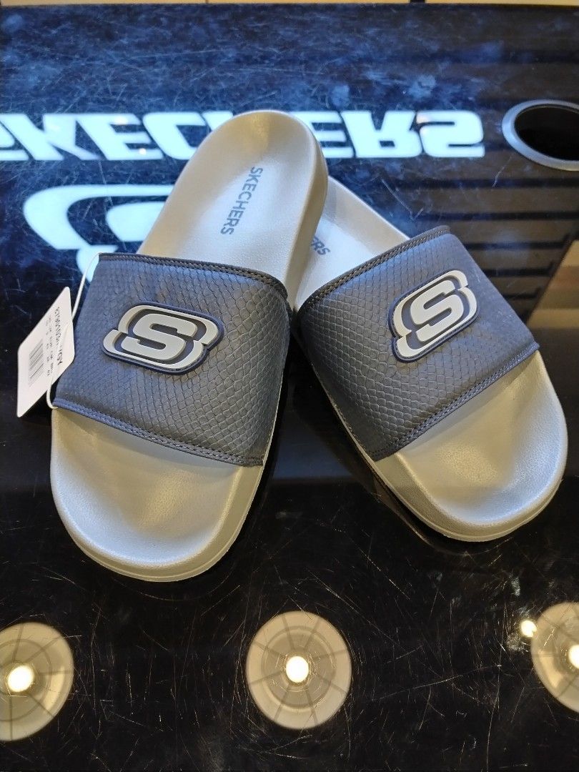 Skechers store slippers discount