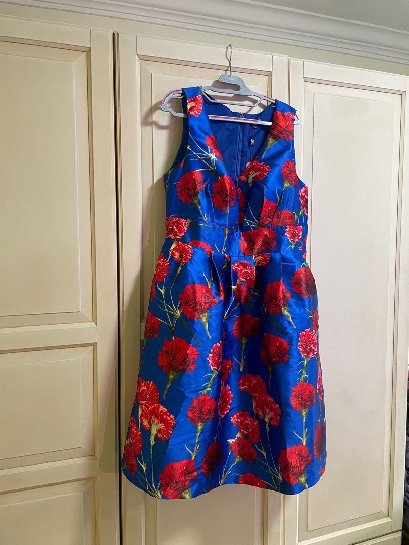 Chi chi london outlet blue floral dress