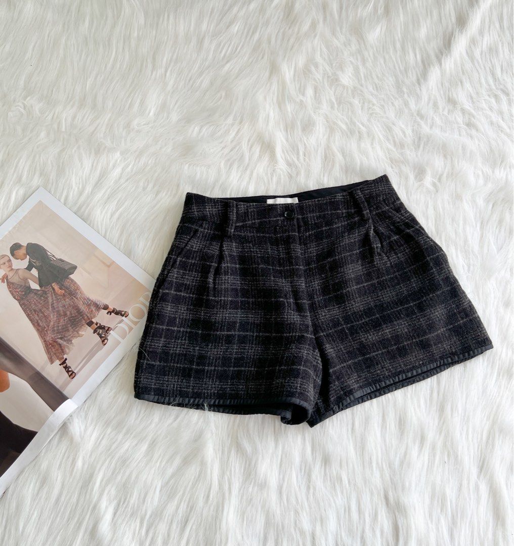 Checkered shorts women online