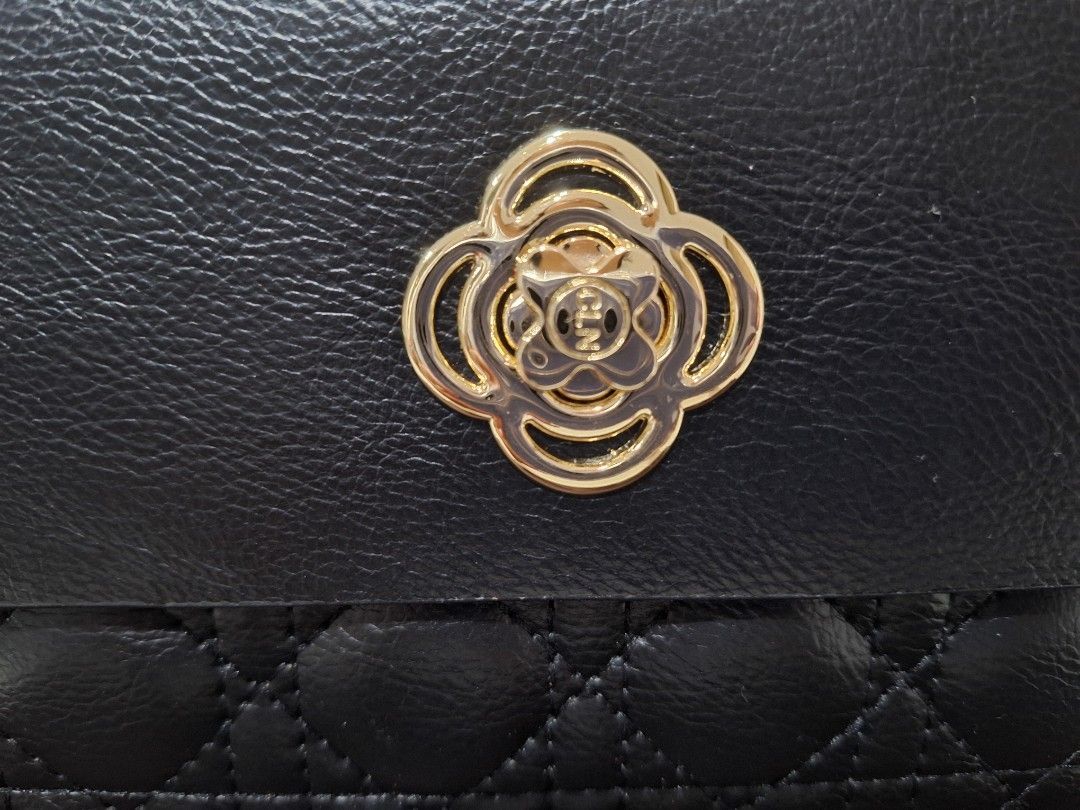 Cln bag (Category: Luxury Bags & Wallets) located in Makati City. Submitted by mercadomyleen529 (Listing ID 1250443958, Image 3). Description: 100% Brand new Celine black shoulder bag with tag , dust bag and paper bag original price 2200 a gift from relatives.