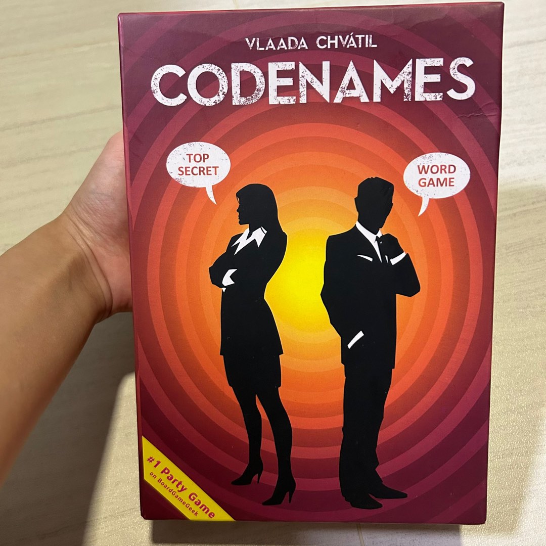Codenames card game, Hobbies & Toys, Toys & Games on Carousell