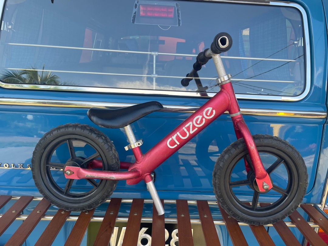 Cruzee balance bike Sports Equipment Bicycles Parts Bicycles