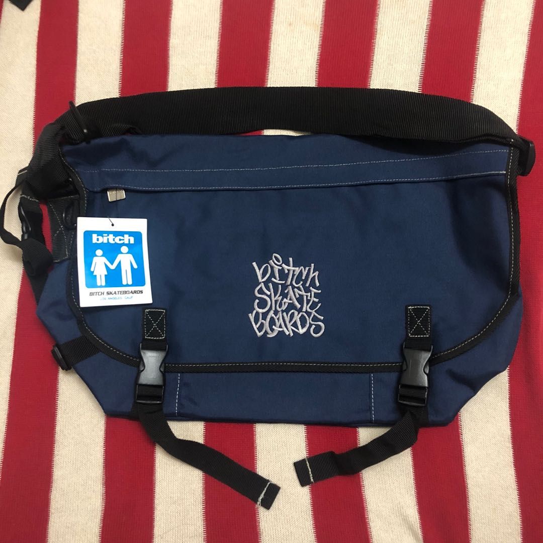 Skateboard deals messenger bag