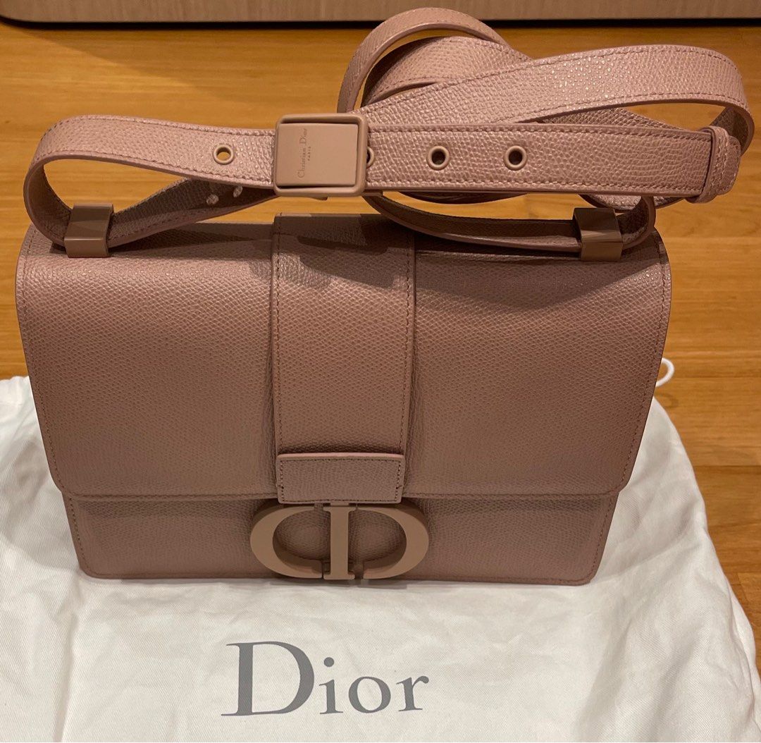 Dior 30 Montaigne Box Bag, Women's Fashion, Bags & Wallets, Cross-body Bags  on Carousell