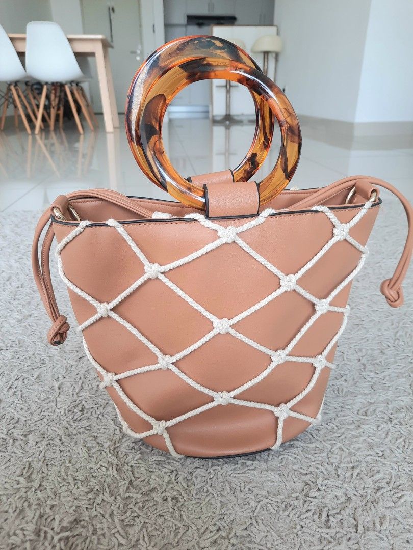Dorothy outlet perkins handbags