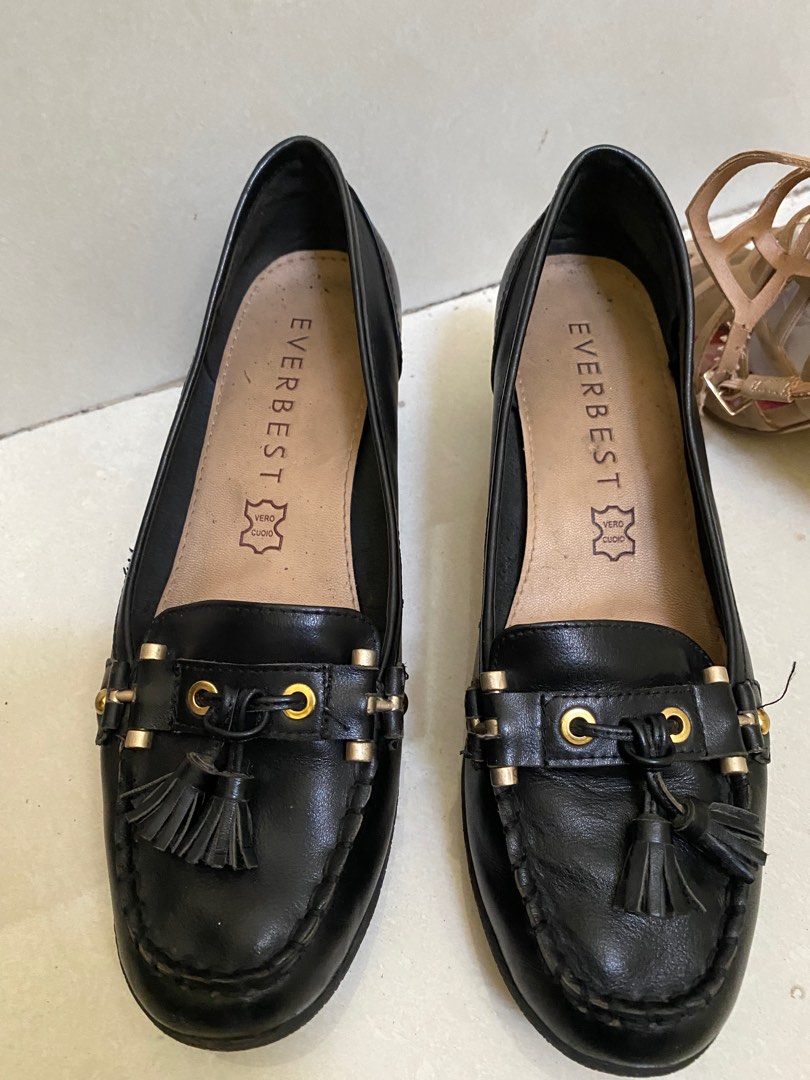 Everbest Loafer Wedges Black on Carousell