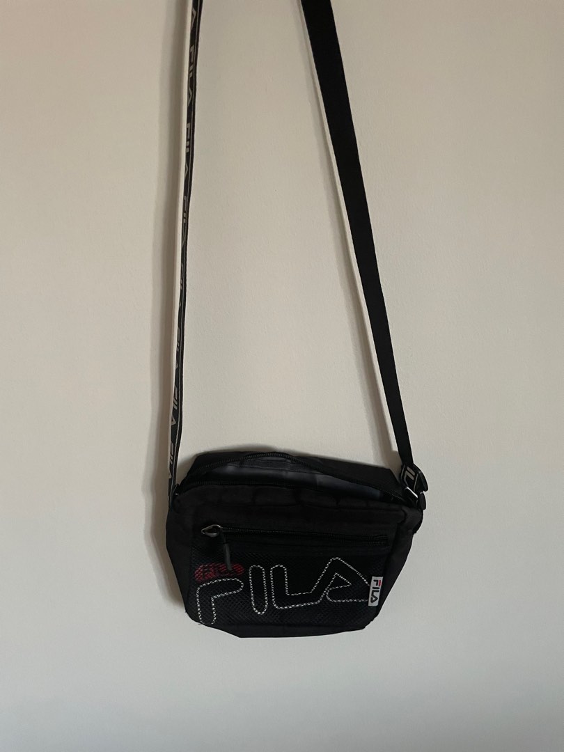 Fila sling online bag black