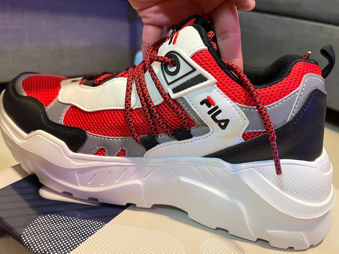 Fila shoe Men s Fashion Footwear Sneakers on Carousell
