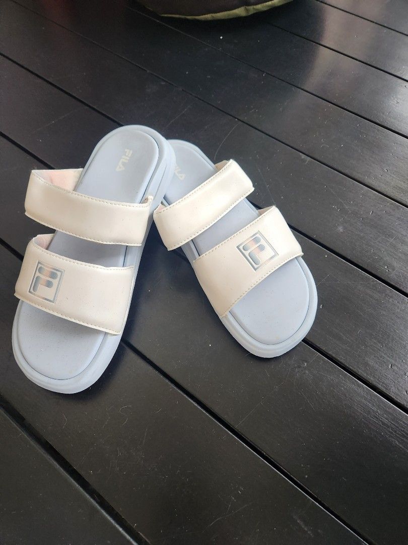 Fila slippers