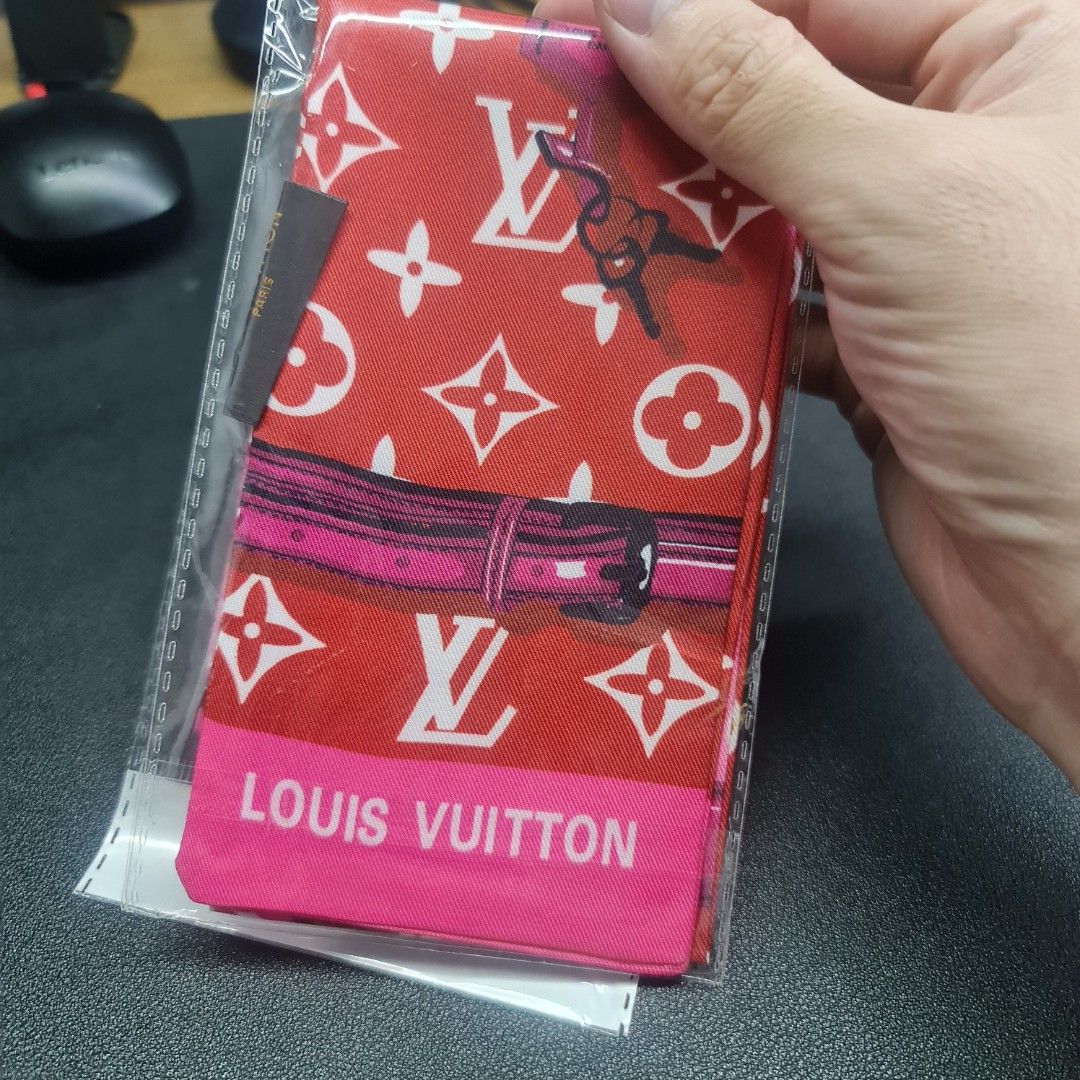 LV scarves, Women's Fashion, Watches & Accessories, Scarves on Carousell