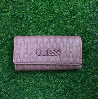 Guess Ladies Trifold Wallet in Pink (w/ Box)