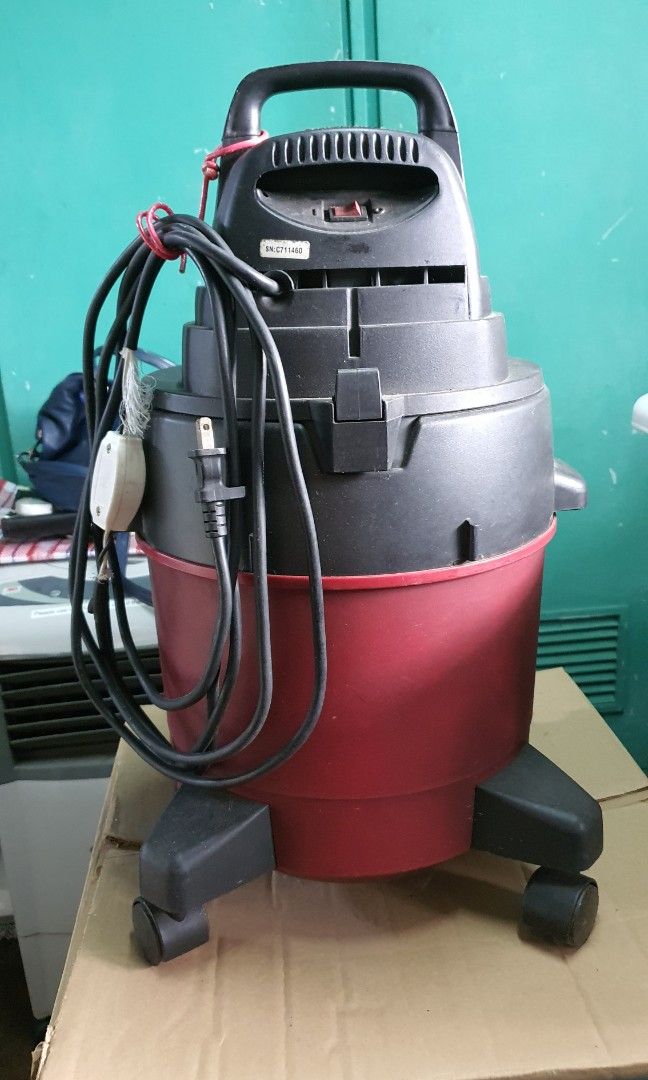 Heavy Duty vacuum Cleaner on Carousell