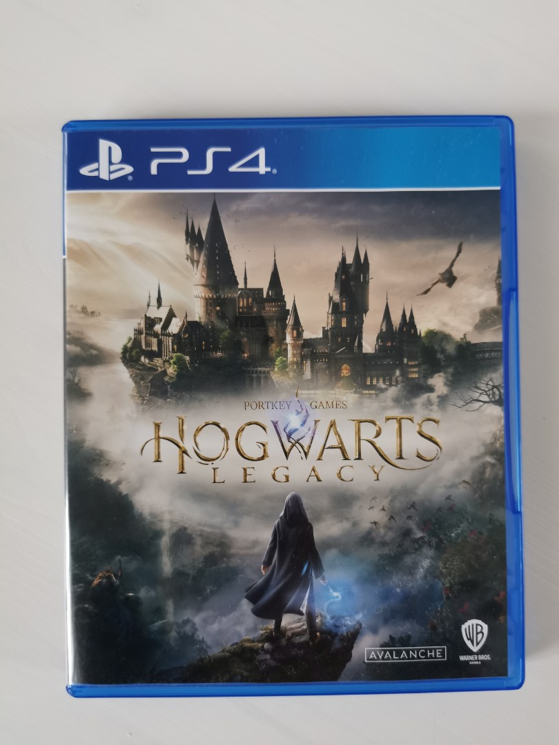 HOGWARTS LEGACY (PS4) Like New with unused Day One DLC code $79.00