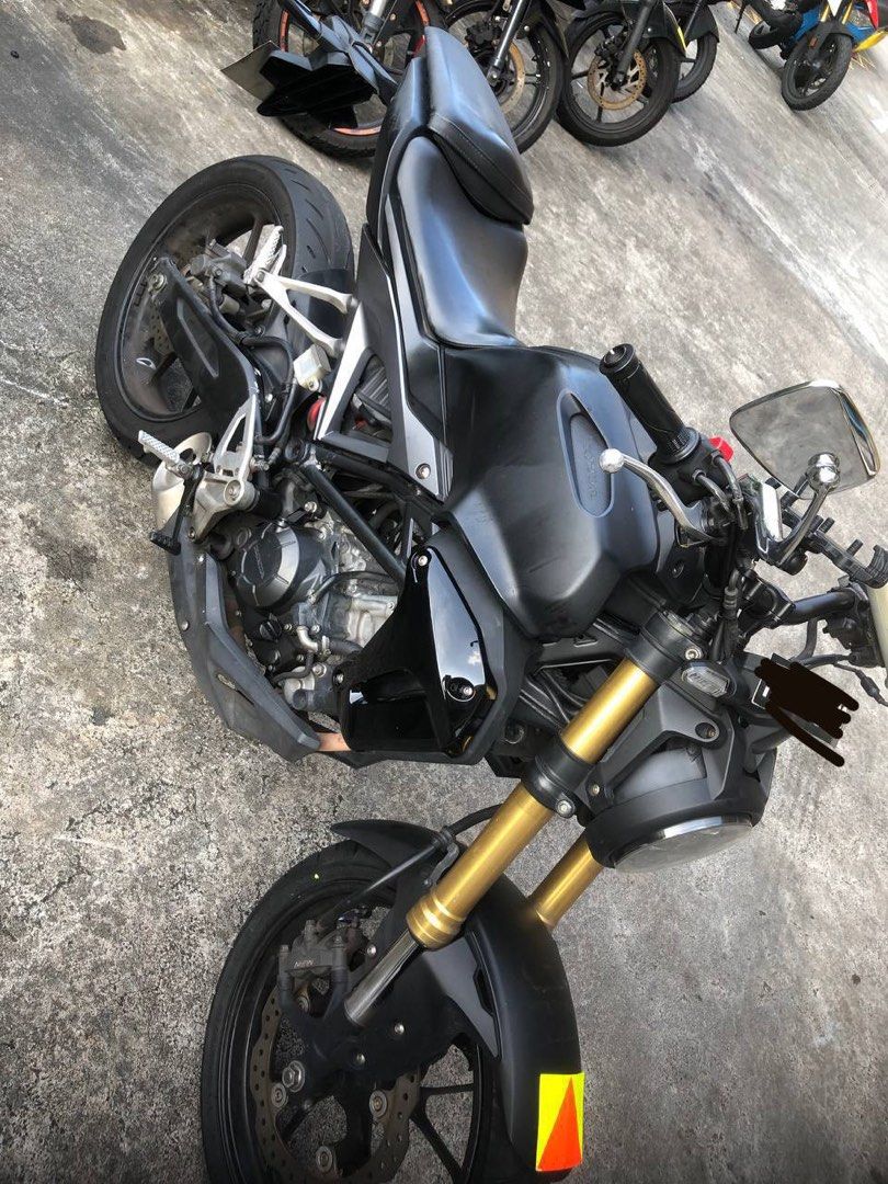 Honda CB150R MANUAL COE 2028, Motorcycles, Motorcycles for Sale, Class 2B on Carousell