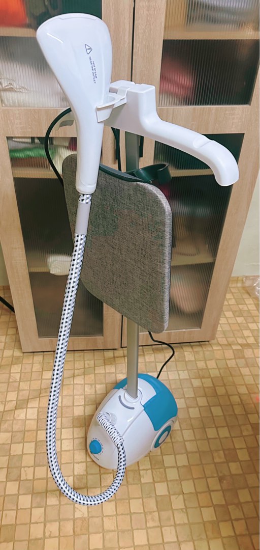 Iron Steamer, TV & Home Appliances, Irons & Steamers on Carousell