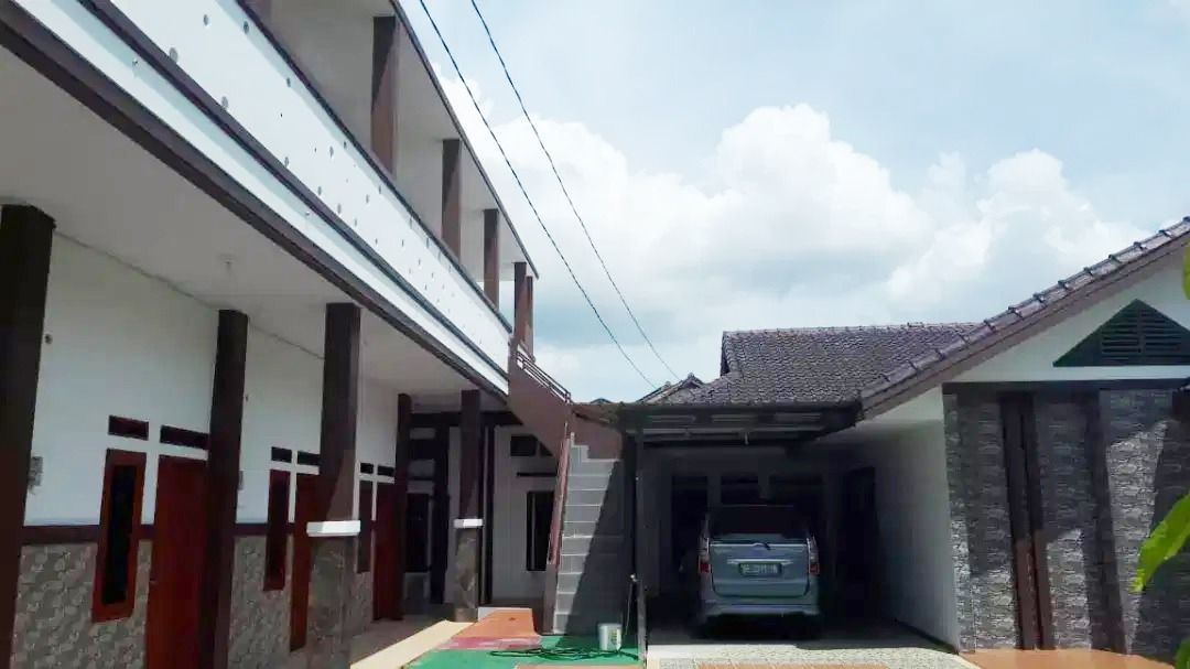 kost_putri_wisma_rezhyg_dekat__1692664380_59d059ef_progressive