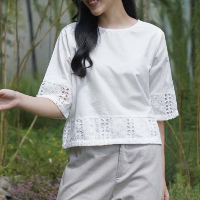 Linen top with Chiffon Detail - White