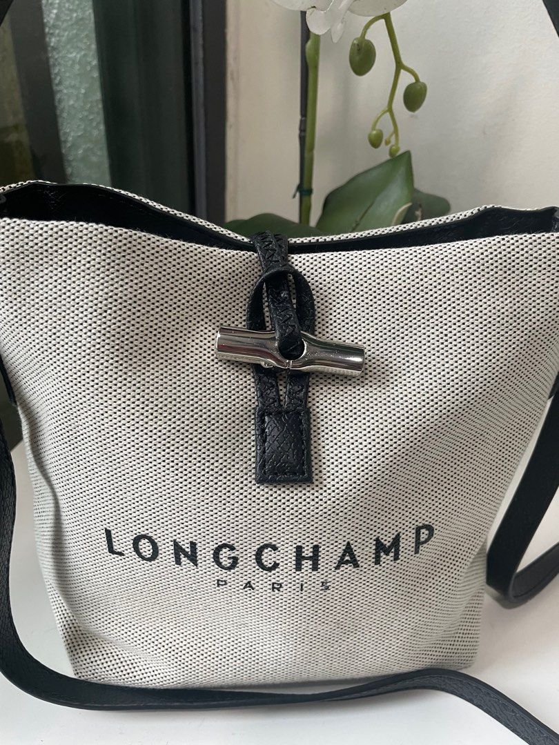 Longchamp Roseau Bucket Bag, Luxury, Bags & Wallets on Carousell