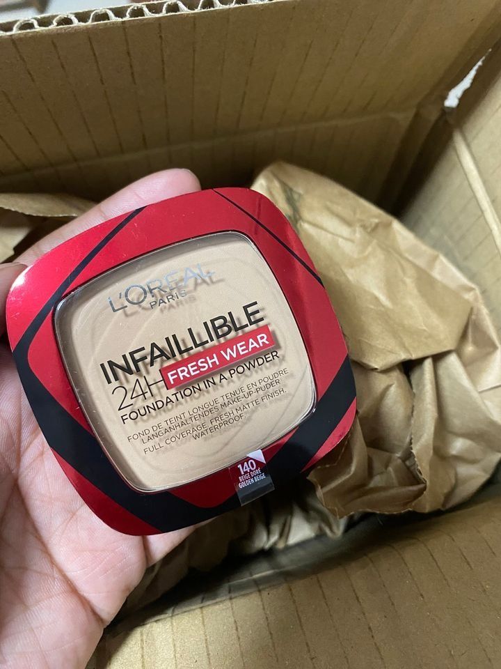 L'oreal Paris Infallible 24HR Fresh Wear Powder Foundation, Beauty &  Personal Care, Face, Makeup on Carousell