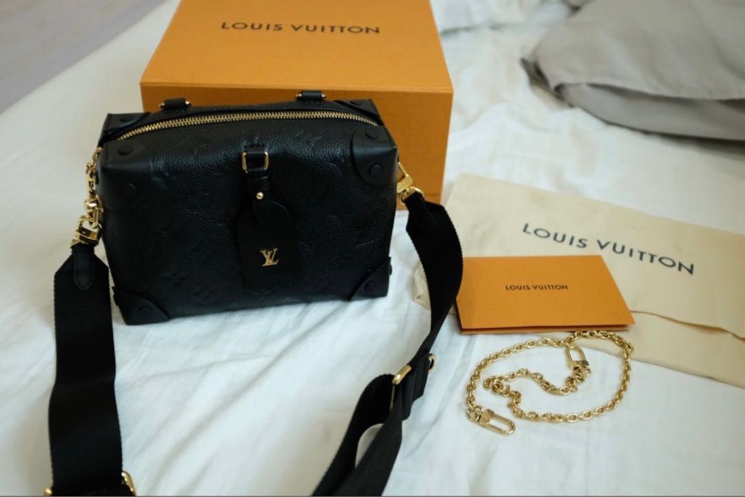 Petite malle souple leather handbag Louis Vuitton White in Leather -  29110057