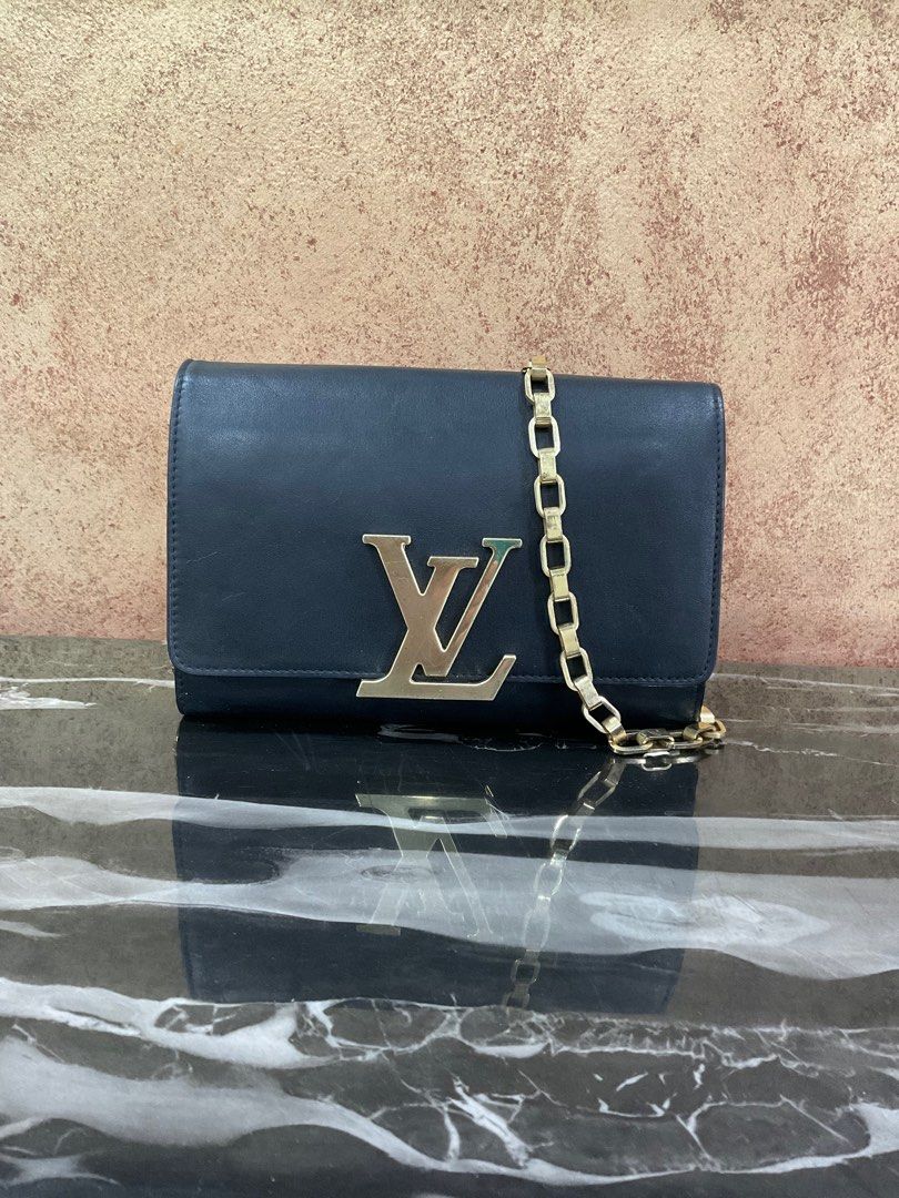 LOUIS VUITTON CHAIN LOUISE GM SLING BAG