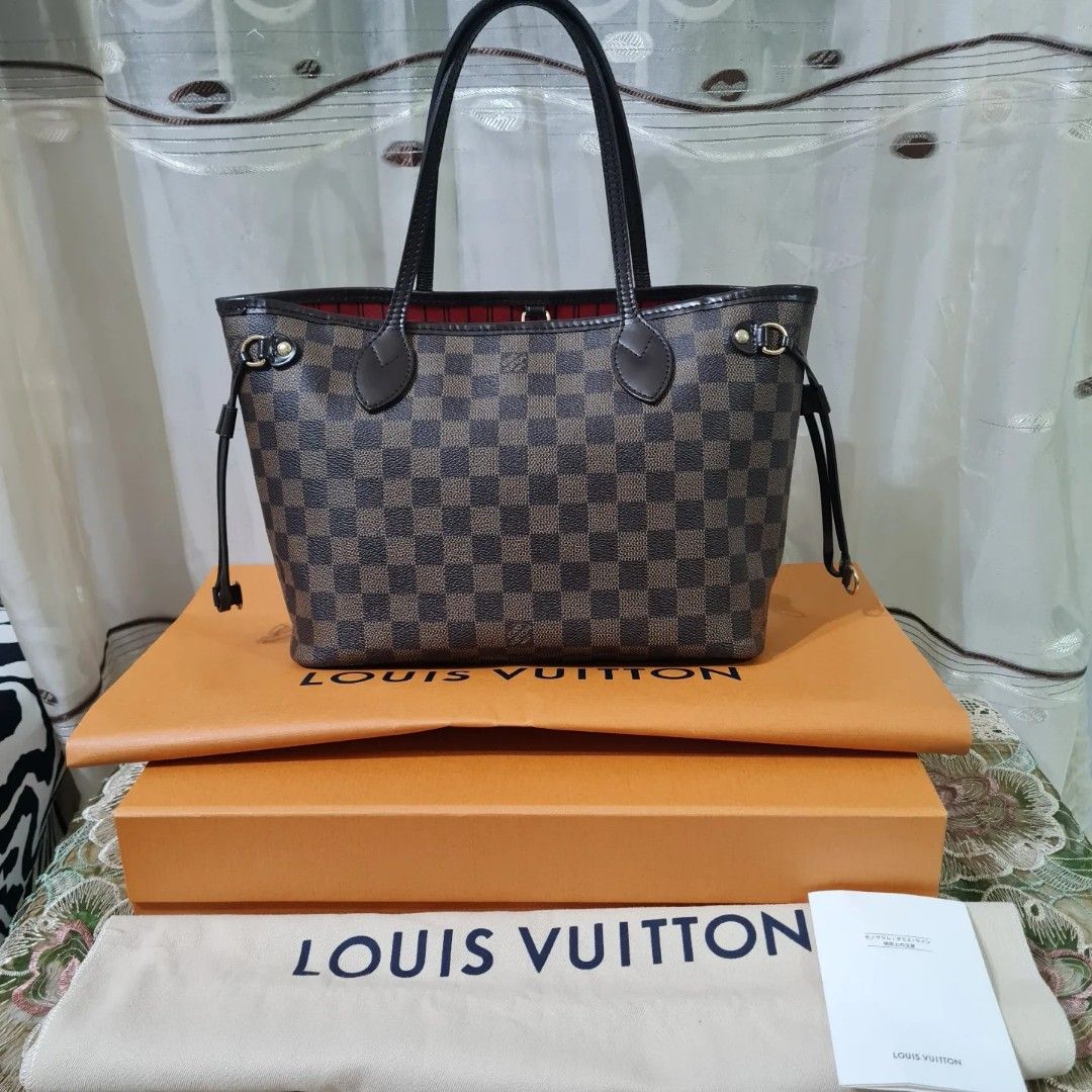 Authentic LV NEVERFULL MM SIZE, Luxury, Bags & Wallets on Carousell