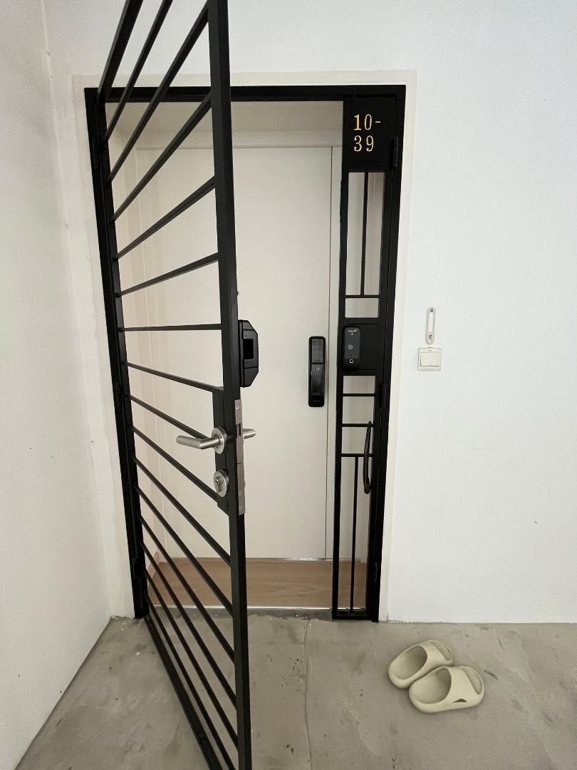Main Gate + Gate Lock Promo, Furniture & Home Living, Security & Locks ...